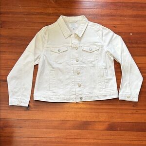 Time and Tru White Denim Jacket XL Women’s Classic Jean Jacket Stretch